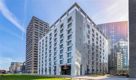 Clayton Hotel City of London .